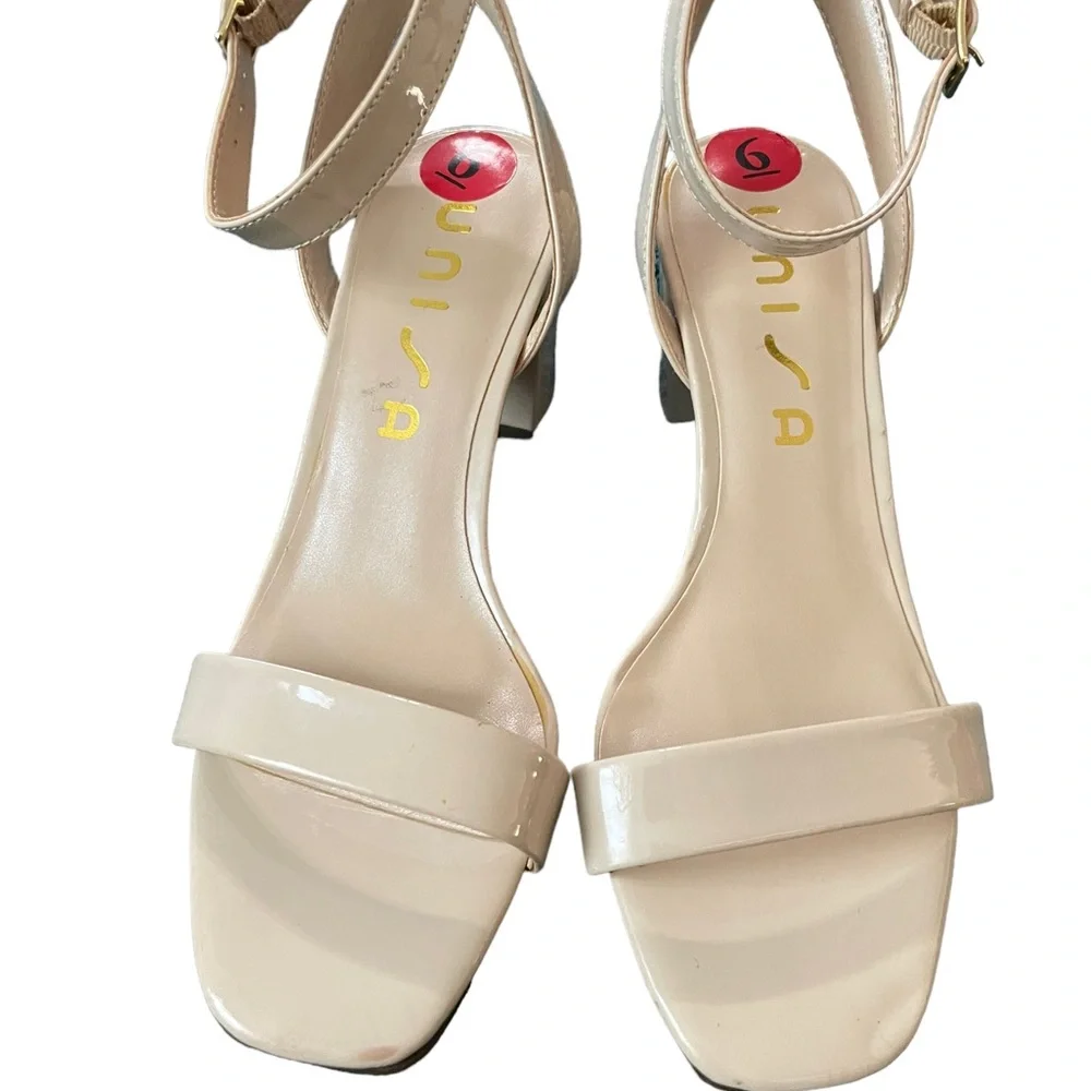 Unisa heels Size 6M - Picture 3 of 16